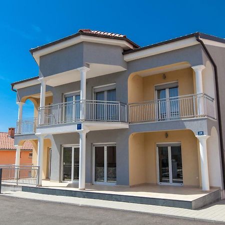 קריקווניצה Moderne Souterrainwohnung מראה חיצוני תמונה