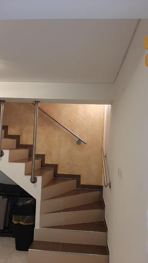 קריקווניצה Moderne Souterrainwohnung מראה חיצוני תמונה