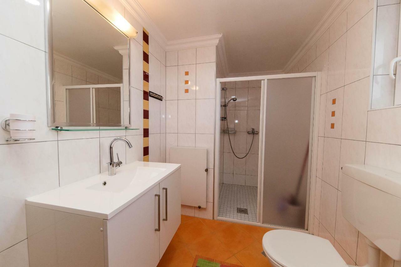 קריקווניצה Moderne Souterrainwohnung מראה חיצוני תמונה