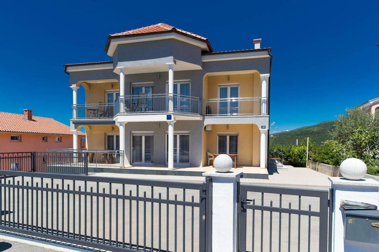 קריקווניצה Moderne Souterrainwohnung מראה חיצוני תמונה